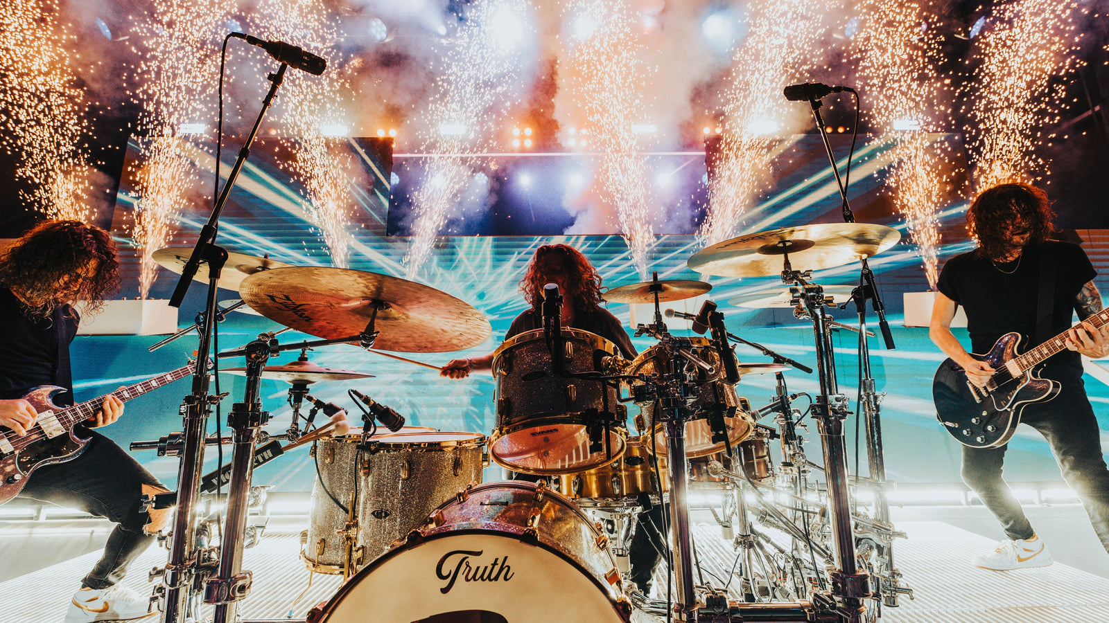 MAX MILLER - BAILEY ZIMMERMAN