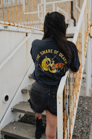 THE SNARE OF DEATH HEAVYWEIGHT TEE