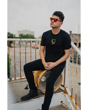 Camiseta con logo de Signature Box