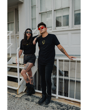 Camiseta con logo de Signature Box