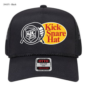 CASQUETTE AVEC LOGO EN BOÎTE BRODÉE