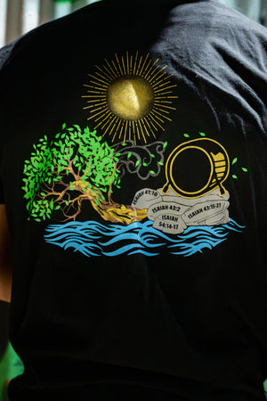 Camiseta con logo de Signature Box